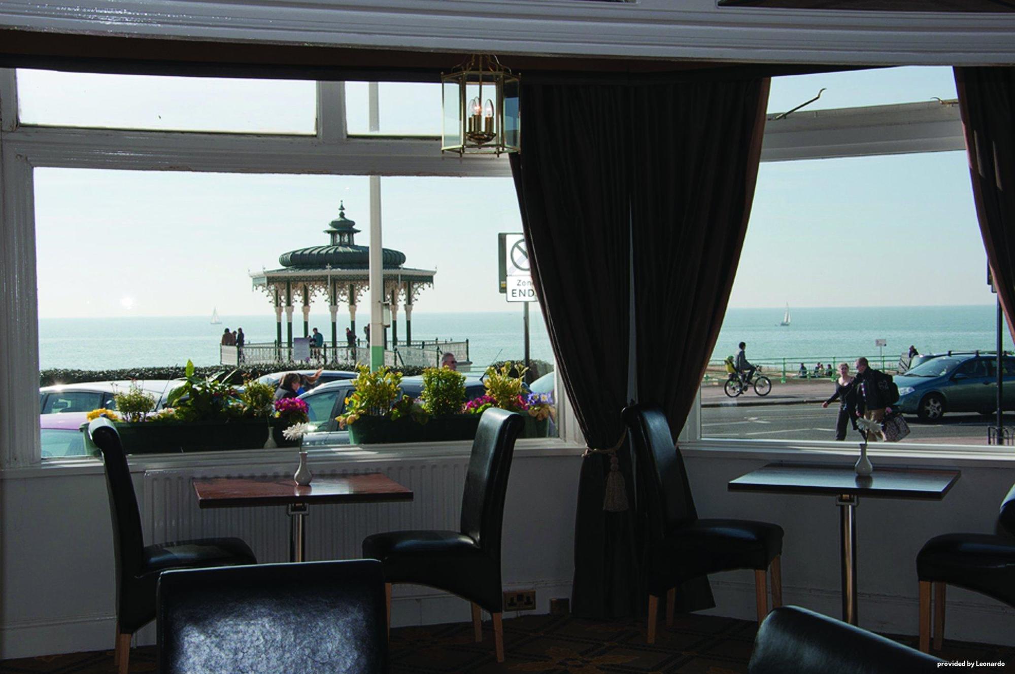 The Brighton Hotel Ресторант снимка